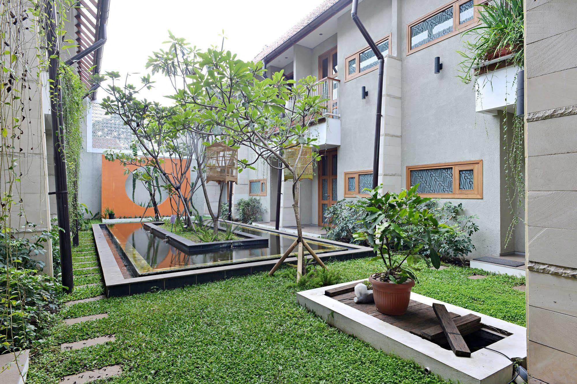 Zen Cibeunying Riau